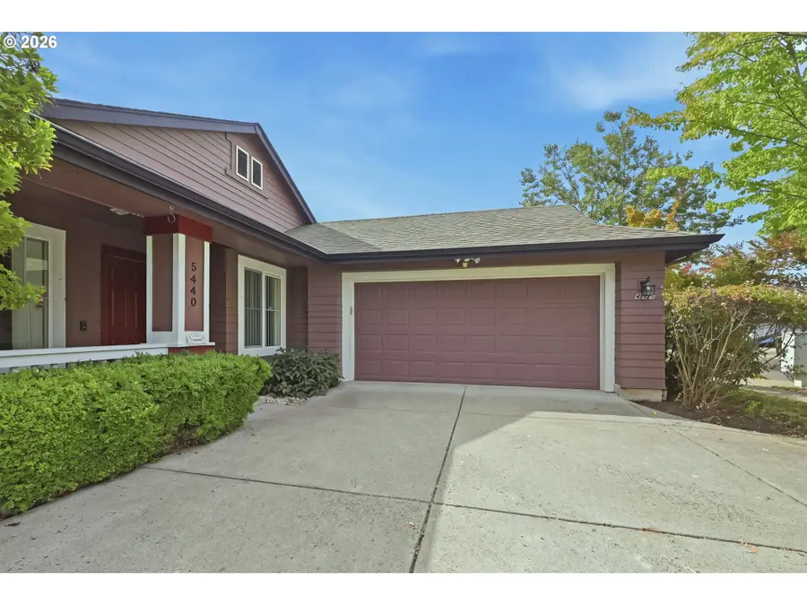 5440 Jeffrey Way, Eugene, OR 97402 - #2