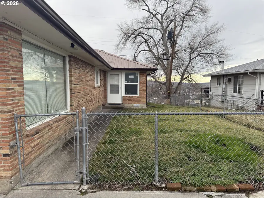 805 SE 6th St, Pendleton, OR 97801 - Image #3