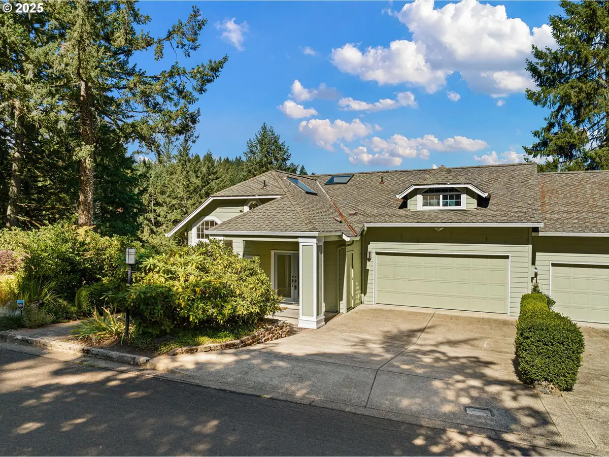 653 Brookside Dr, Eugene, OR 97405 - Image #1
