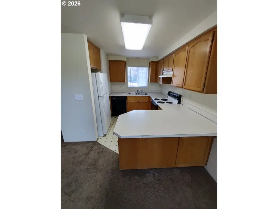 257 Smith Loop, Springfield, OR 97478 - #2