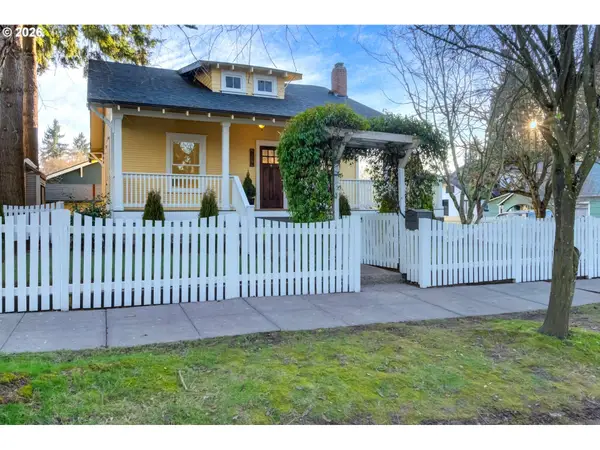 615 W 21st St, Vancouver, WA 98660