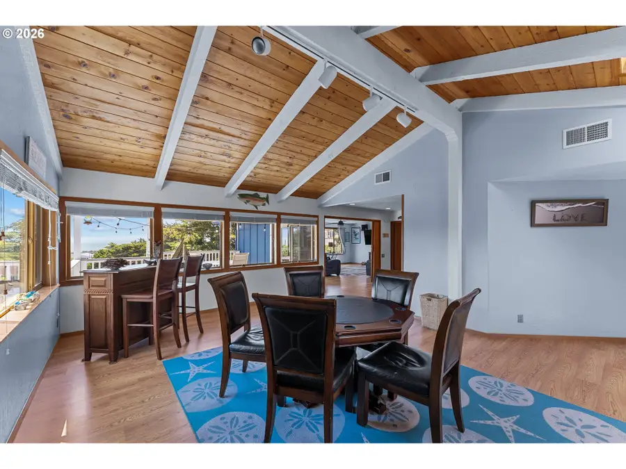 29790 Hound Dog Rd, Gold Beach, OR 97444 - #3