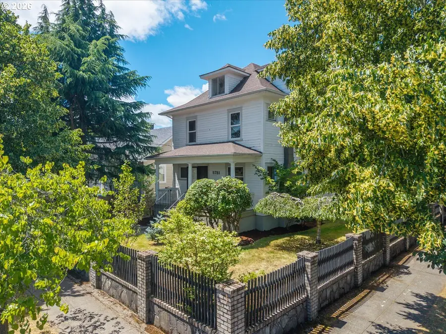 5731 NE 10th Ave, Portland, OR 97211 - #2