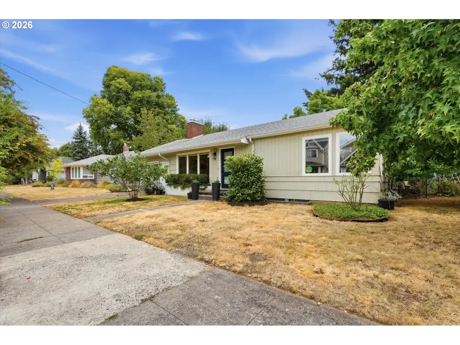 3922 SE 70th Ave, Portland, OR 97206 - #2