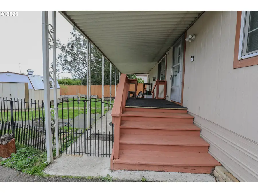 101 Molalla Ct, Roseburg, OR 97470 - #2