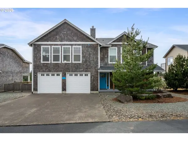 34510 Pinyon Dr, Manzanita, OR 97130