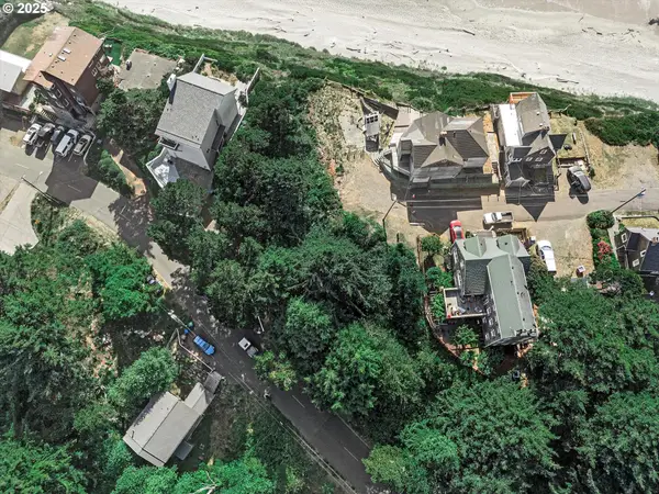 2200 SW Anchor Ave, LincolnCity, OR 97367