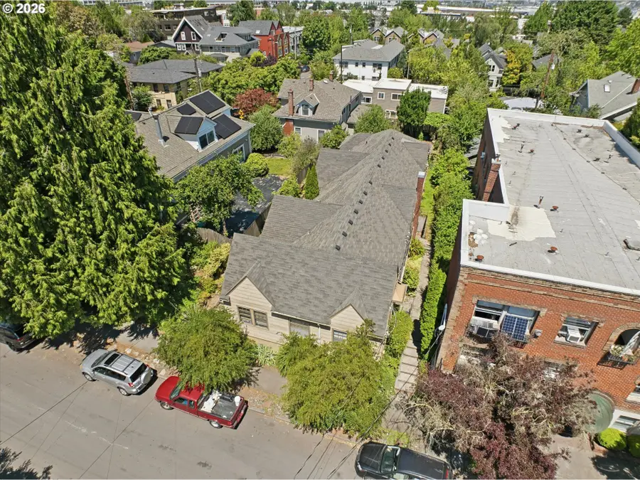 2475 NW Raleigh St, Portland, OR 97210 - #2