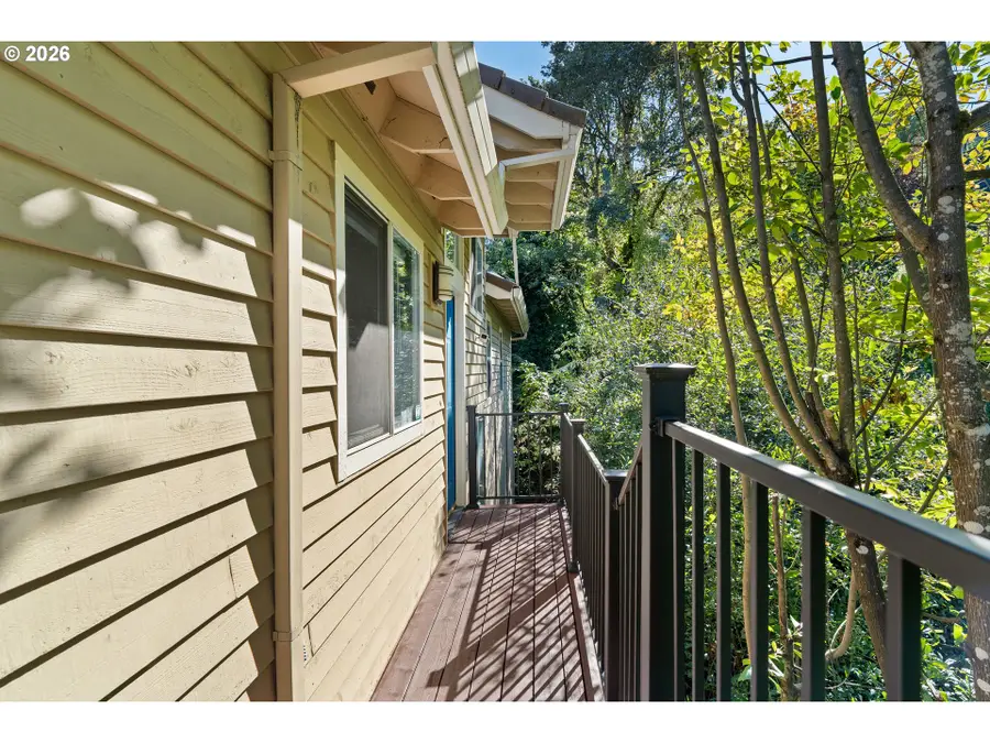 220 S Texas St, Portland, OR 97219 - #3