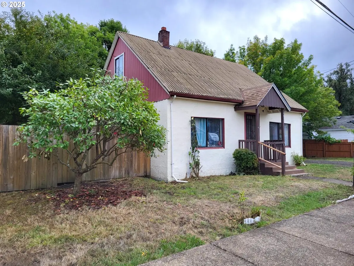 347 NE Oak St, Sheridan, OR 97378 - Image #1