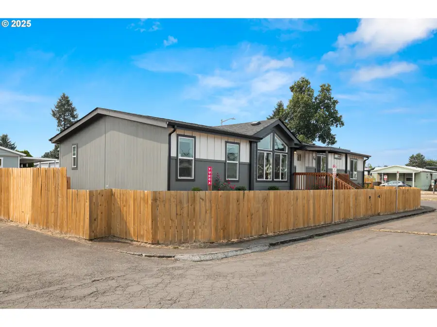 10701 SE Highway 212 #Y6, Clackamas, OR 97015 - Image #2