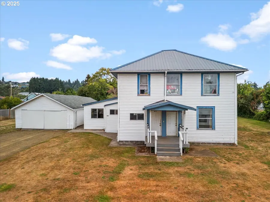 246 Jacobson Rd, Cathlamet, WA 98612 - #2