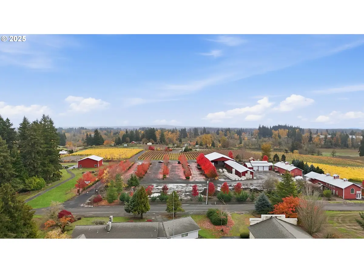 21358 Oak Ln, Aurora, OR 97002 - Image #1