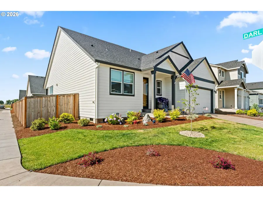 2407 W 8th Ave, Junction City, OR 97448 - #2