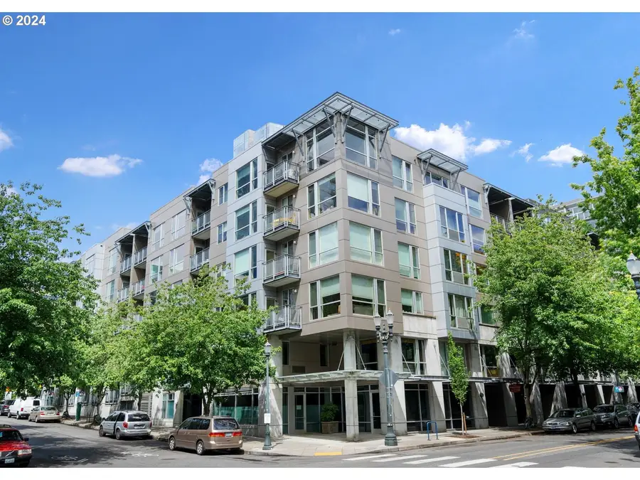 1125 NW 9th Ave #302, Portland, OR 97209 - Image #2