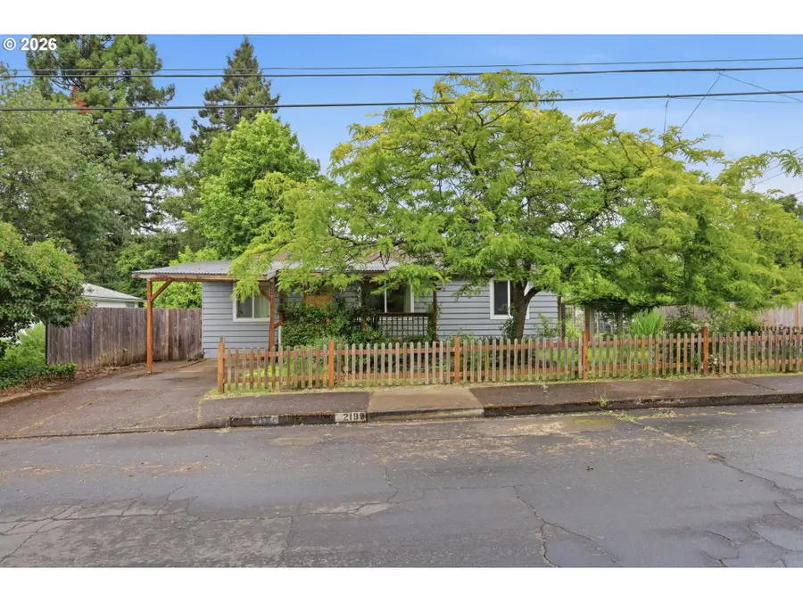 2199 Cleveland St, Eugene, OR 97405 - #2