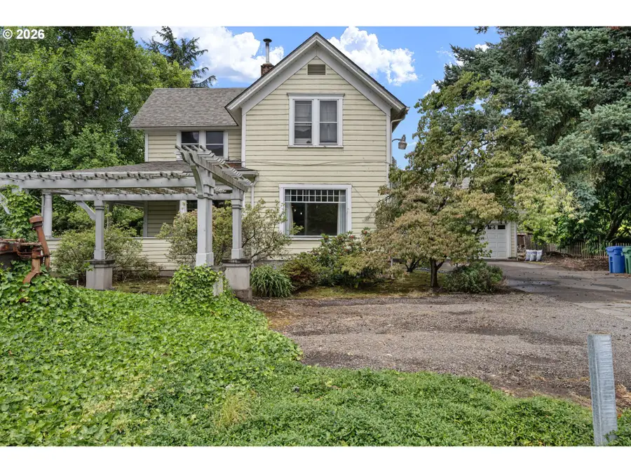 274 S Garden Way, Eugene, OR 97401 - #2