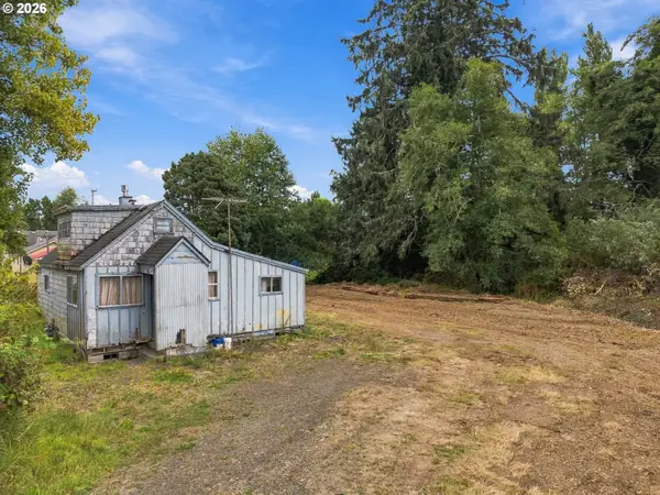 440 SW Main Ct, Warrenton, OR 97146