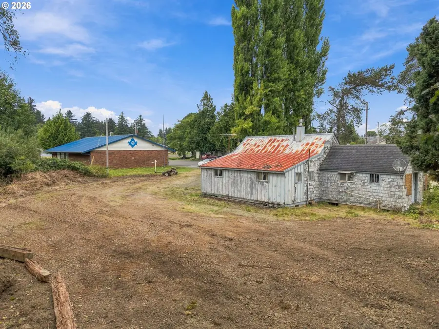 440 SW Main Ct, Warrenton, OR 97146 - #2