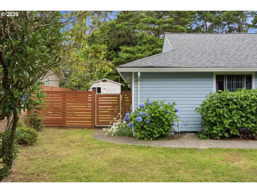 205 NW Lancer St, Lincoln Beach, OR 97367 - #3