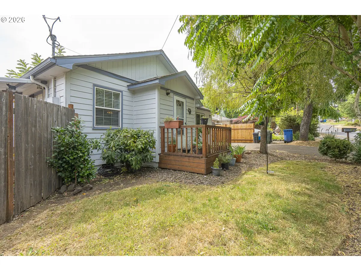 3002 Bluff Ave, Salem, OR 97302 - #1