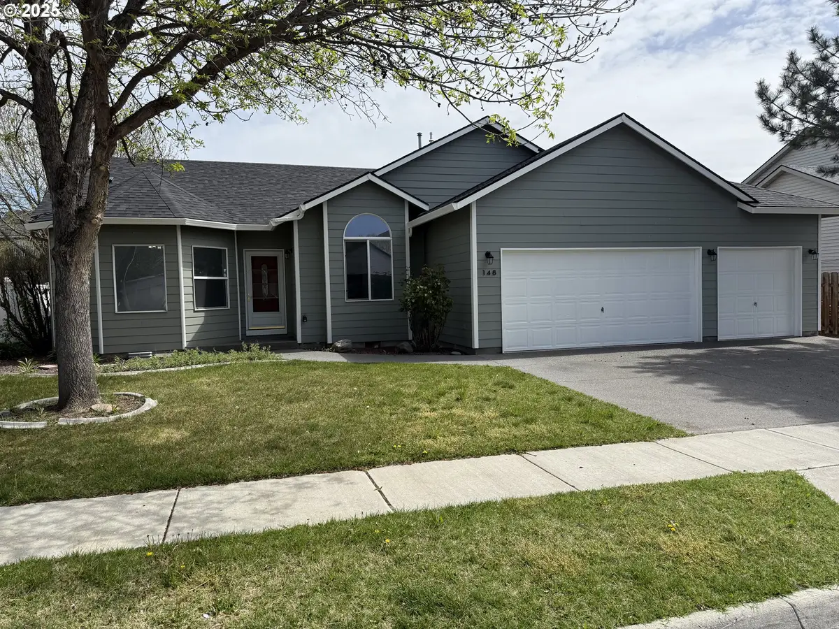 148 NE 11th Pl, Hermiston, OR 97838 - #1
