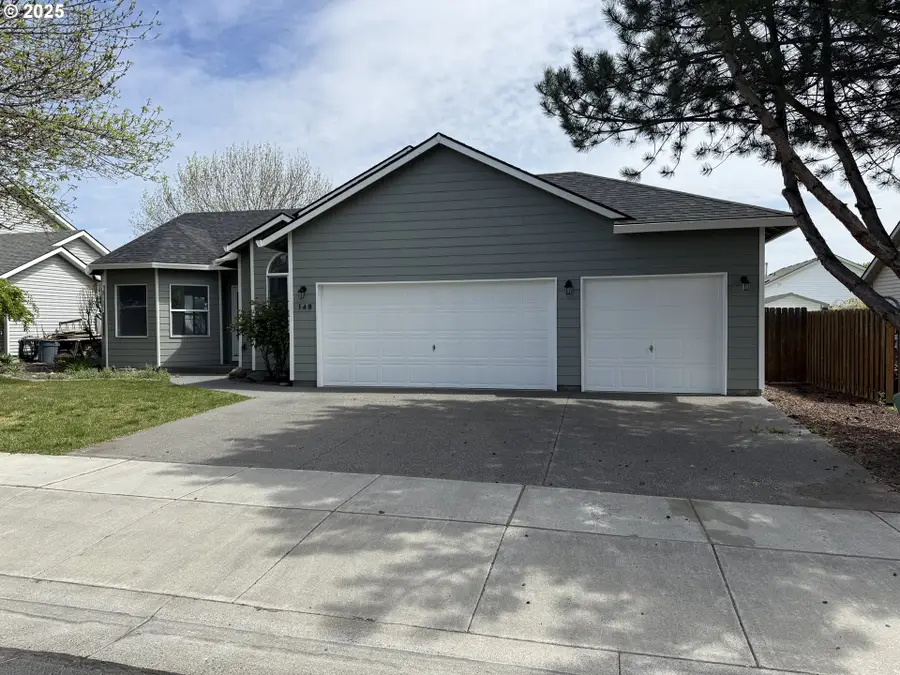 148 NE 11th Pl, Hermiston, OR 97838 - #3