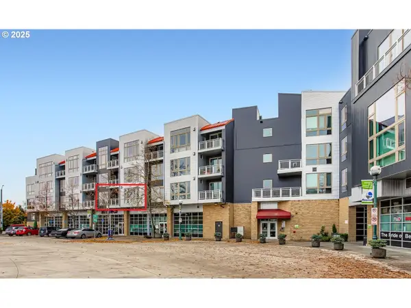 12600 SW Crescent St #206, Beaverton, OR 97005