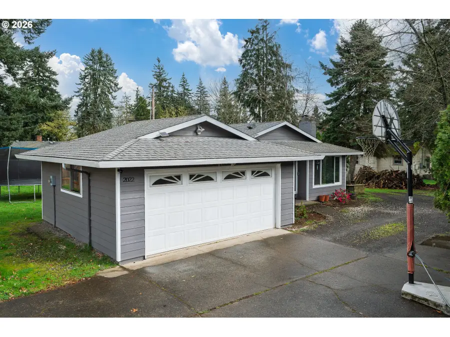 2022 SE 143rd Ave, Portland, OR 97233 - #2