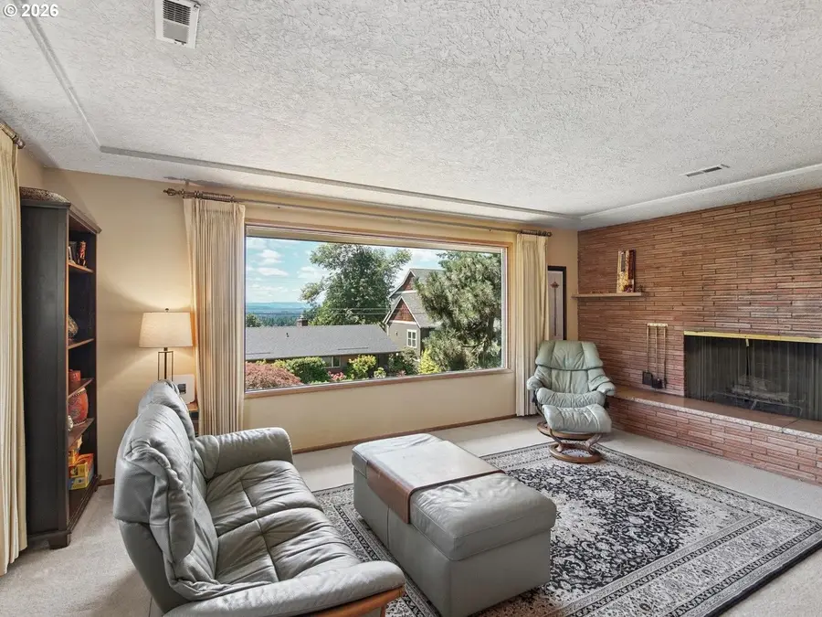 4422 SW Washouga Ave, Portland, OR 97239 - #3