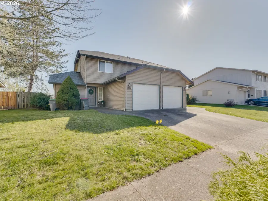 1892 SW Fellows St, McMinnville, OR 97128 - #3