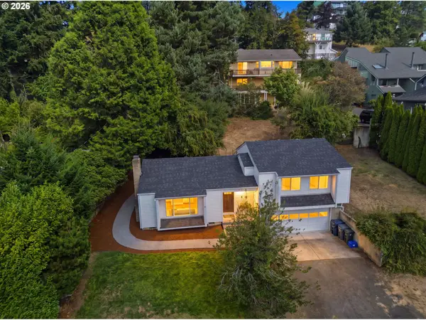 971 Prescott Ln, Springfield, OR 97477