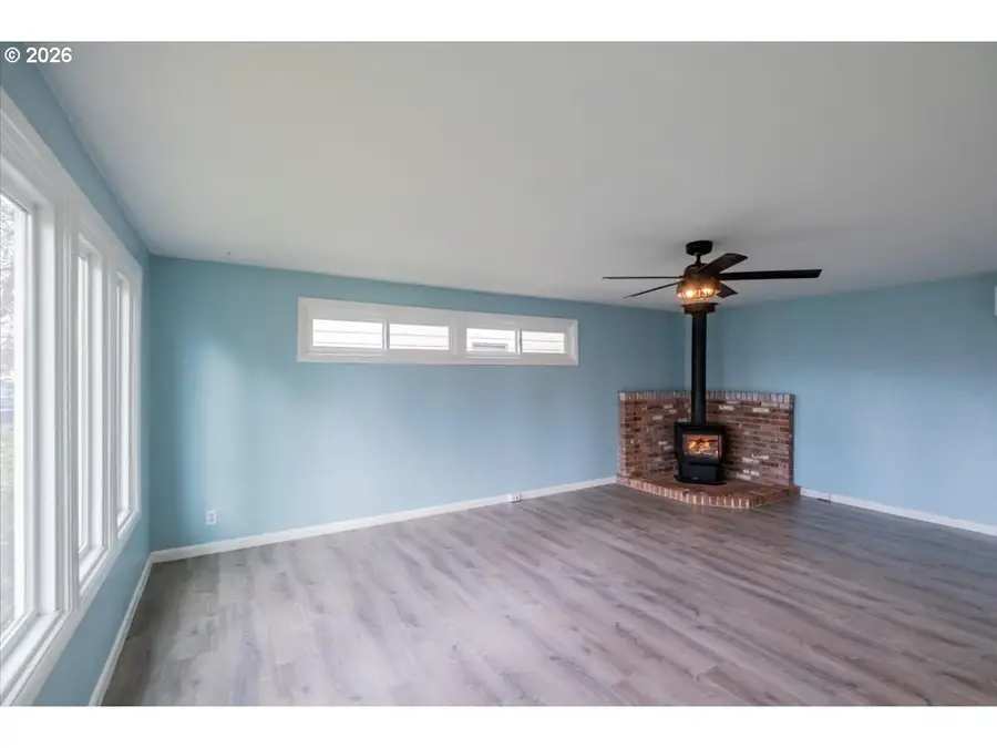 491 Cleveland St, Lebanon, OR 97355 - #3