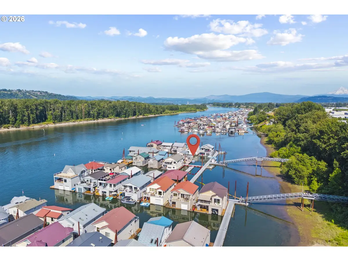 17809 NE Marine Dr #C1, Portland, OR 97230 - Image #1