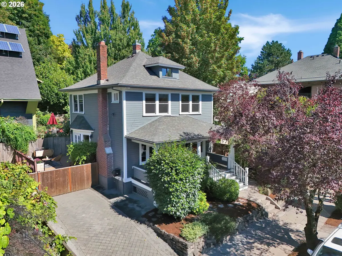 1517 SE Salmon St, Portland, OR 97214 - #1