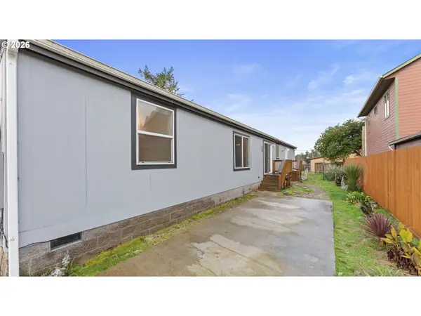 820 Fenwick St, CoosBay, OR 97420