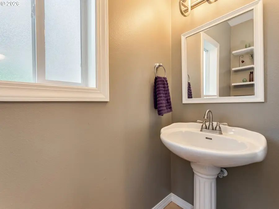 608 NE 115th Cir, Vancouver, WA 98685 - #2