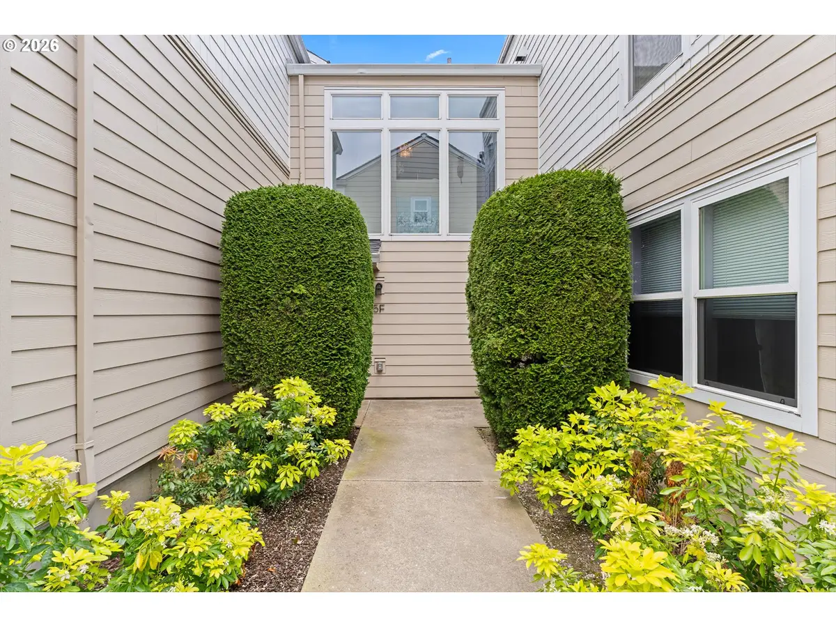 15711 NE Beech St #5F, Portland, OR 97230 - #1