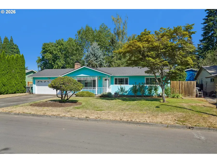 1913 SE Pine St, Hillsboro, OR 97123 - #2