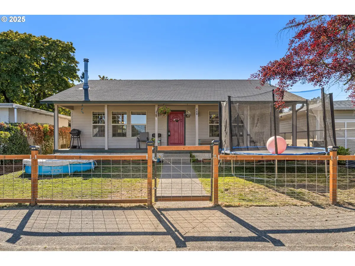 440 W Agee St, Roseburg, OR 97471 - Image #1