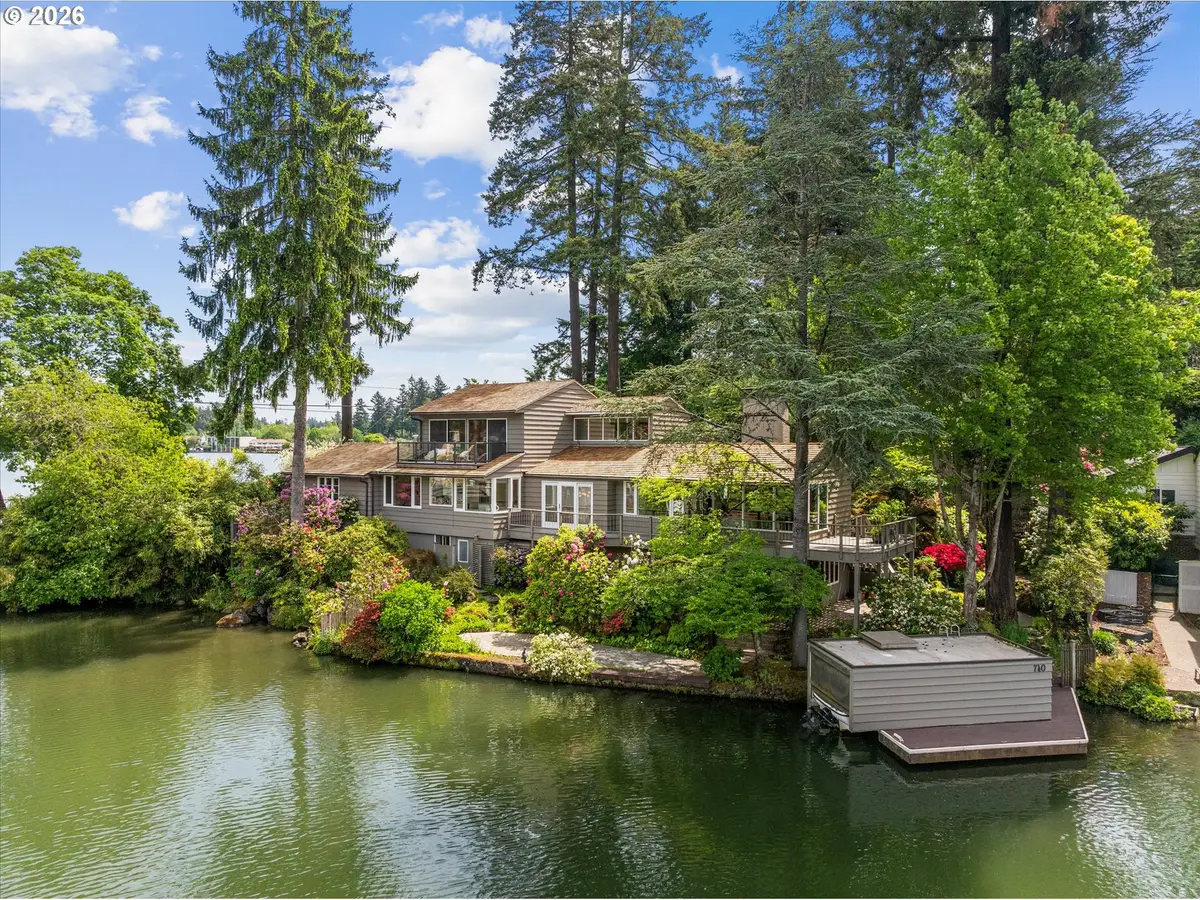 740 Northshore Rd, Lake Oswego, OR 97034 - #1