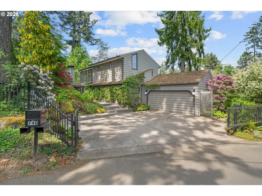 740 Northshore Rd, Lake Oswego, OR 97034 - #3