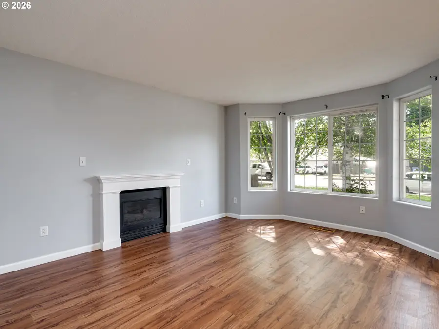 203 SW 3rd Ave, Battle Ground, WA 98604 - #2