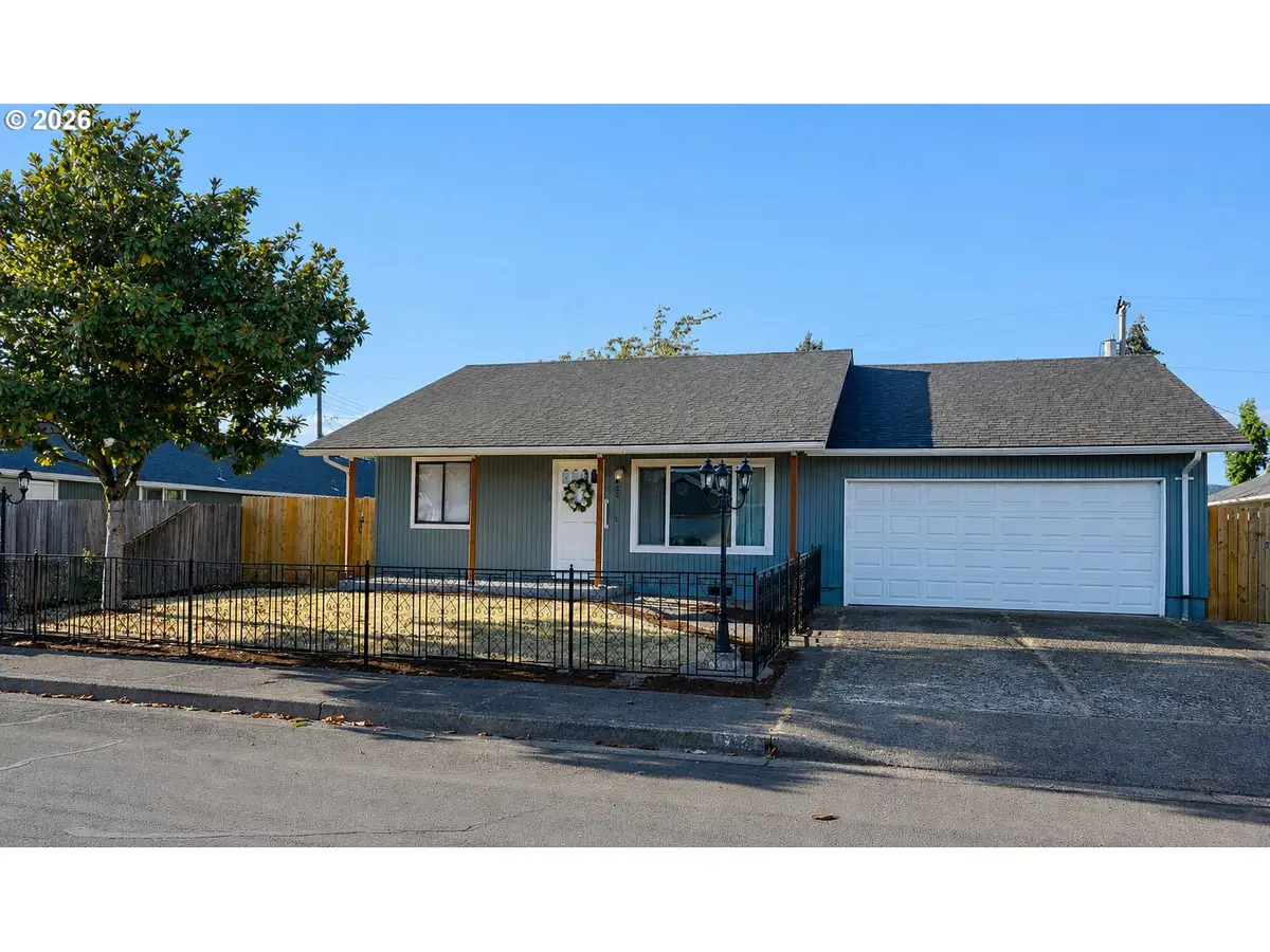492 W Olympic St, Springfield, OR 97477 - #1