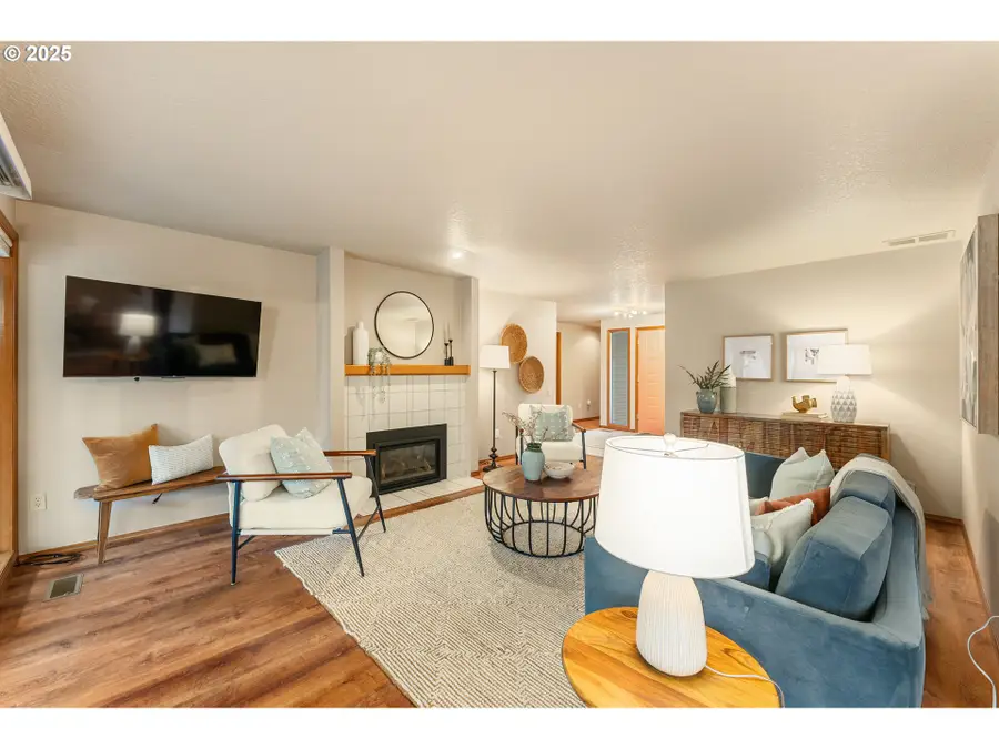 2315 NE 156th Pl, Portland, OR 97230 - Image #3