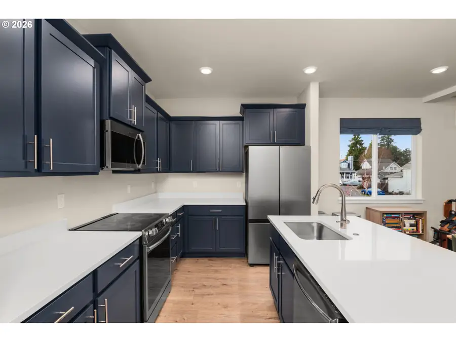 19718 SW Brandy Ln, Beaverton, OR 97007 - Image #3