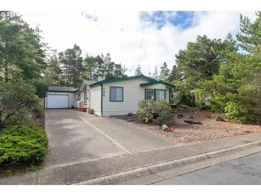 136 43rd Way, Florence, OR 97439 - #3