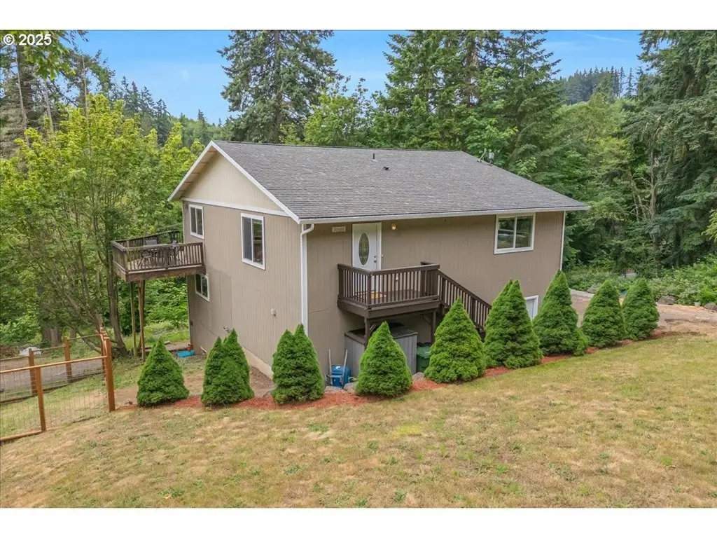 30062 Maple Dr #1, Rainier, OR 97048 - Image #1