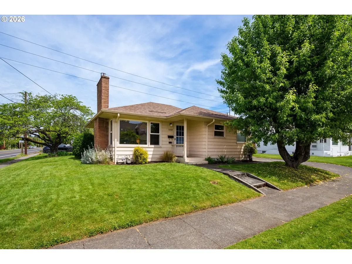 5205 SE Ramona St, Portland, OR 97206 - #1