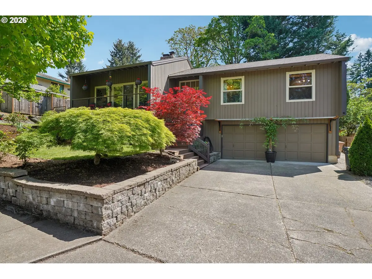 10300 SW Coquille Dr, Tualatin, OR 97062 - #1